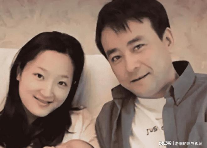 恩愛十幾年難抵殘酷現(xiàn)實(shí)？羅鋼娶小23歲郝蕾年齡差原來不算坎(圖12)