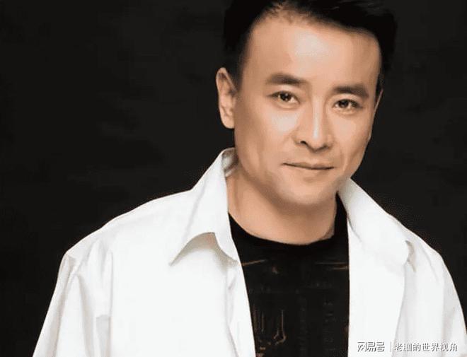 恩愛十幾年難抵殘酷現(xiàn)實(shí)？羅鋼娶小23歲郝蕾年齡差原來不算坎(圖14)