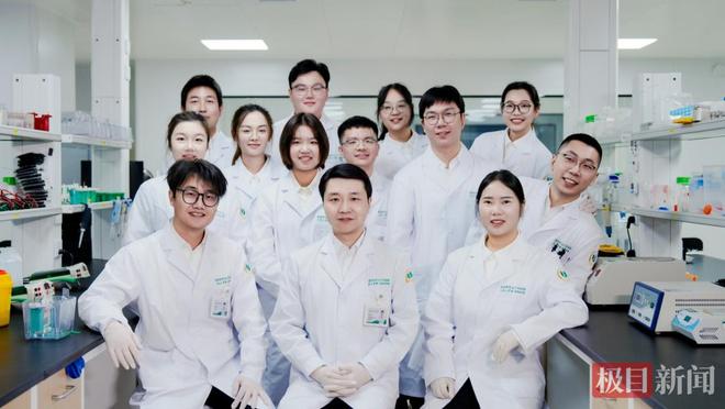 扎根家鄉(xiāng)護(hù)心腦健康！80后教授楊簡(jiǎn)斬獲湖北科技進(jìn)步一等獎(jiǎng)(圖4)